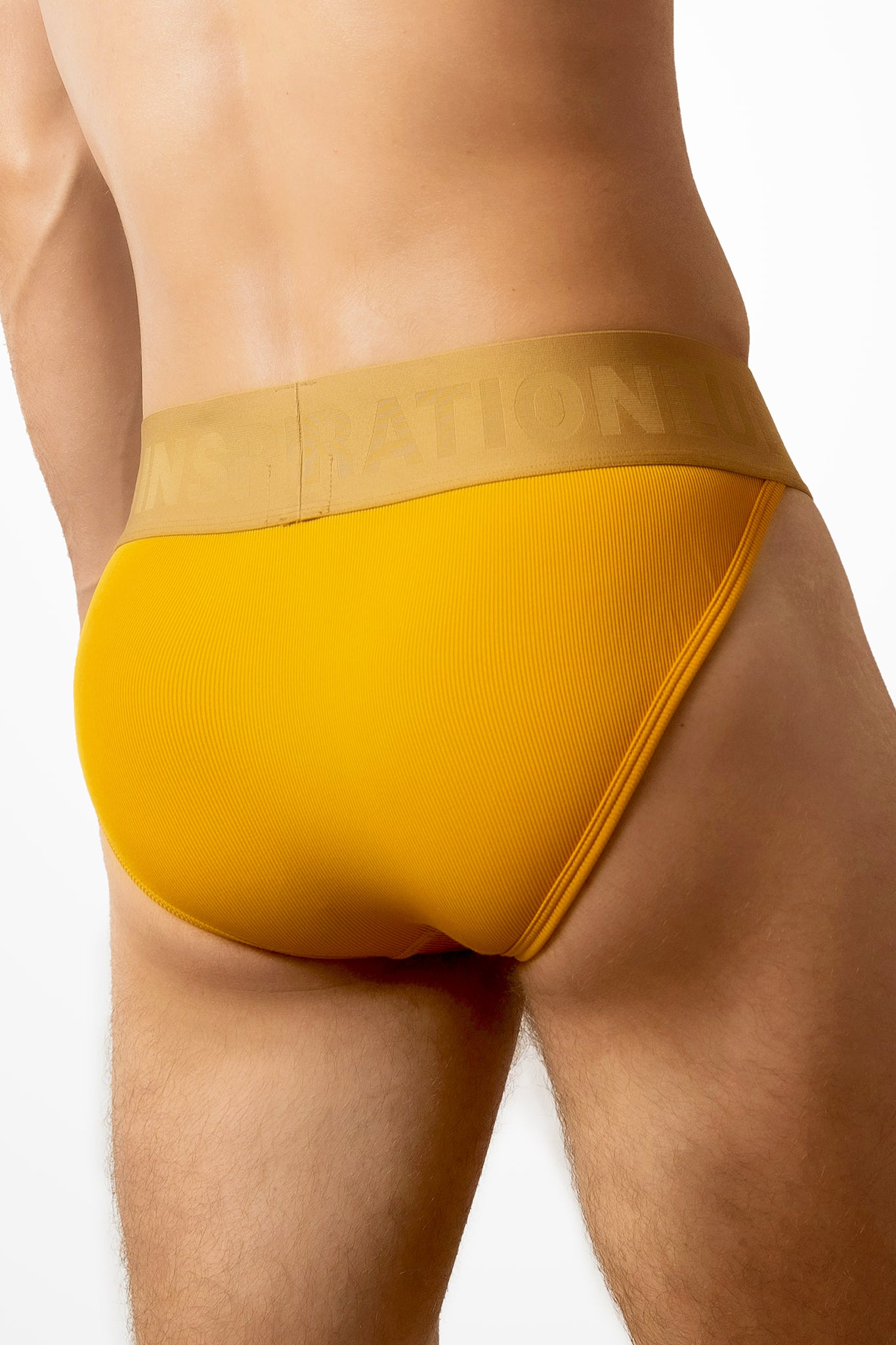 INSPIRATION BRIEF - PRO SUNSET YELLOW