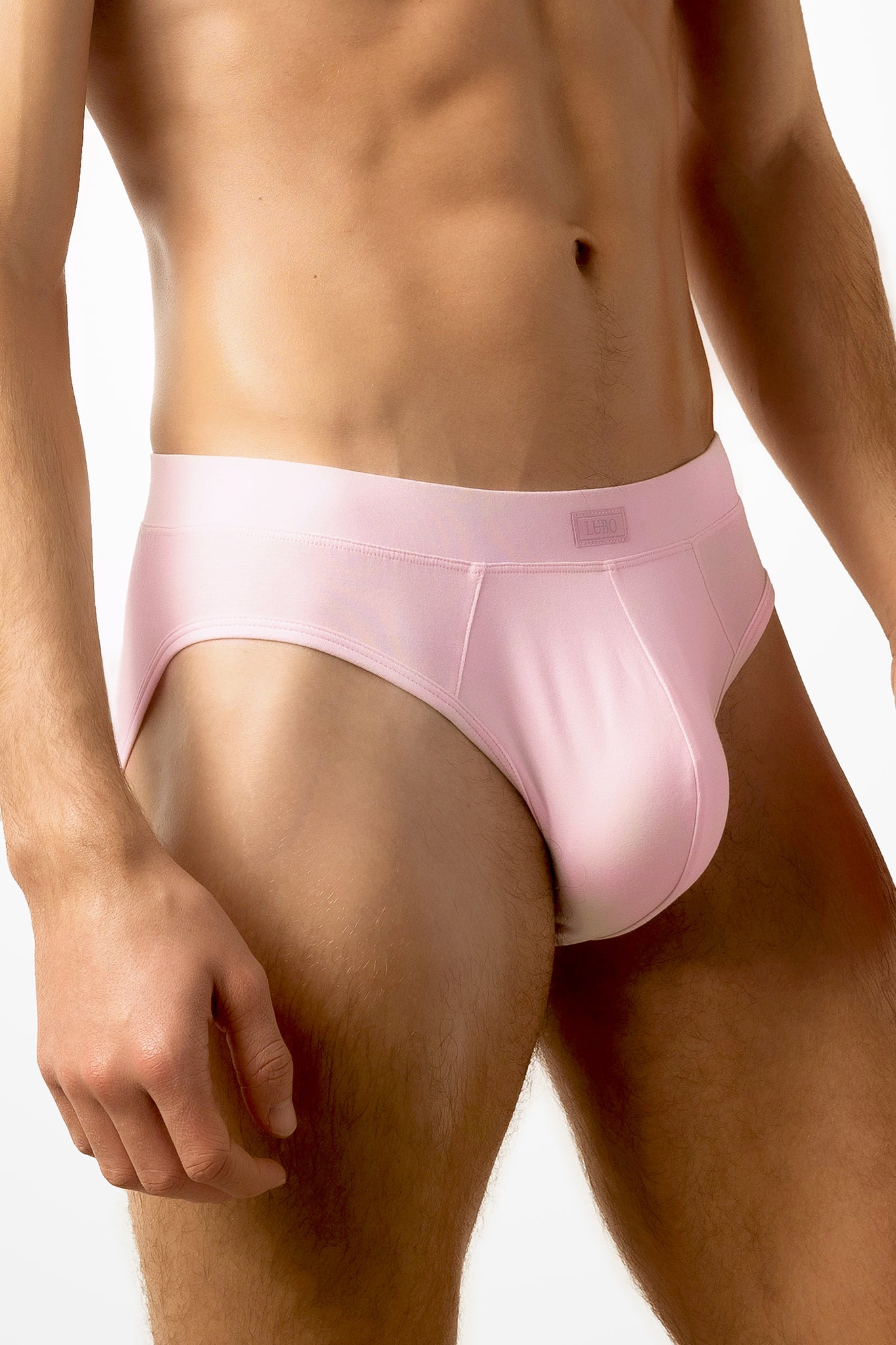 Classic underwear made from sustainable materials and timeless design.